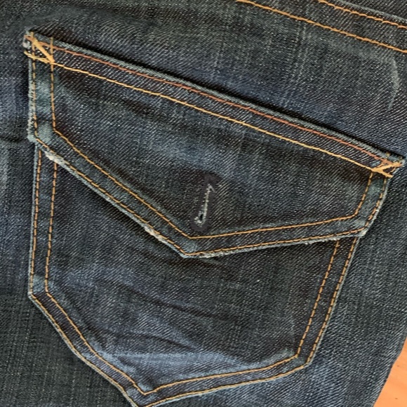 Elie Tahari women’s jeans 👖 size 4 - Picture 3 of 5